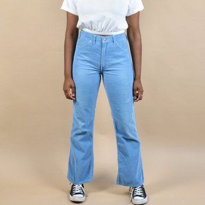 True VINTAGE Levi’s 517 white tab corduroy pants powder blue high rise